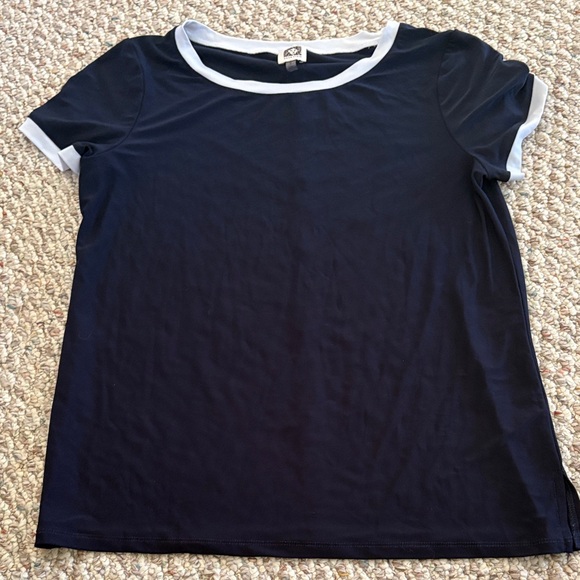 Women’s Blouses - Picture 7 of 16